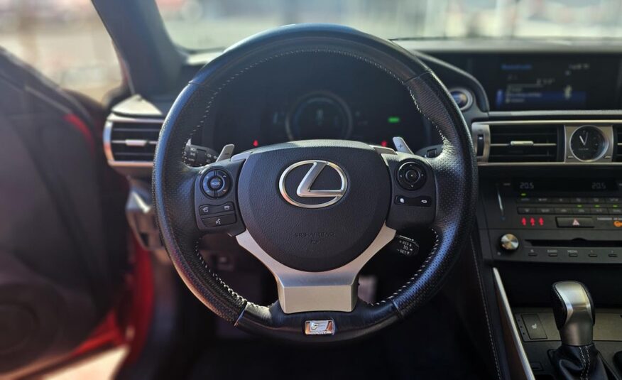 LEXUS IS 300h