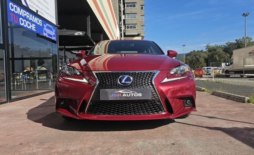 LEXUS IS 300h