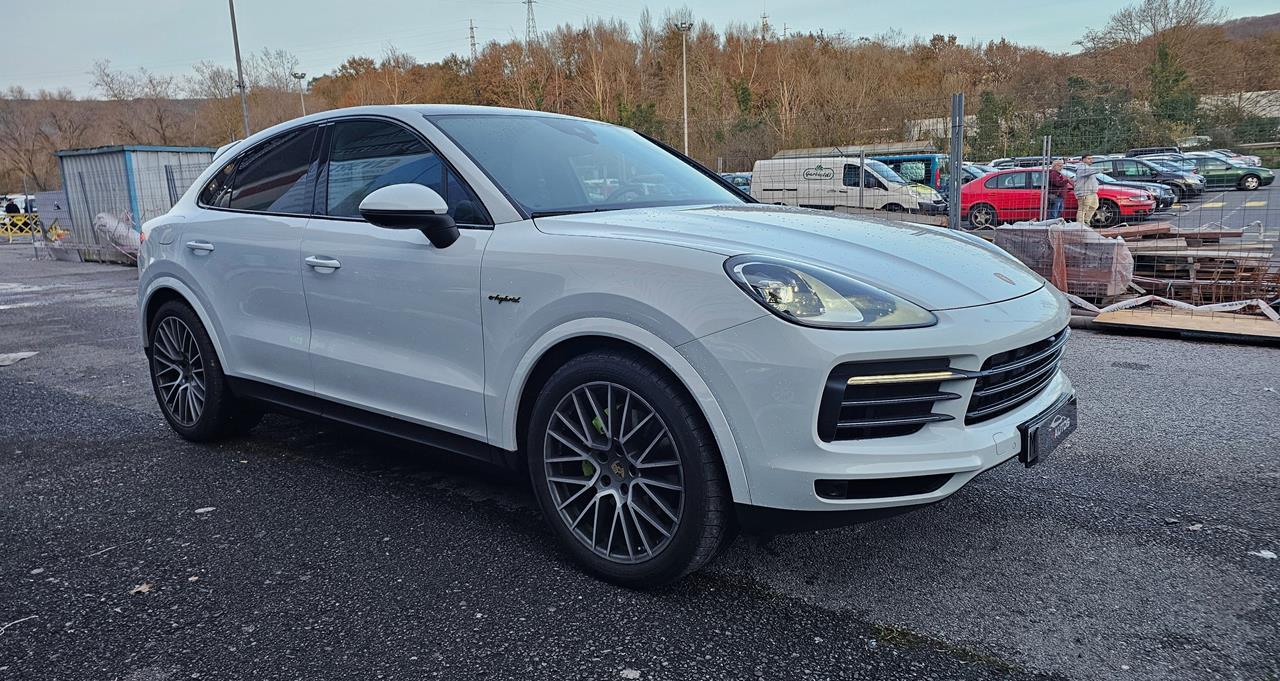 PORSCHE CAYENNE COUPE EHybrid