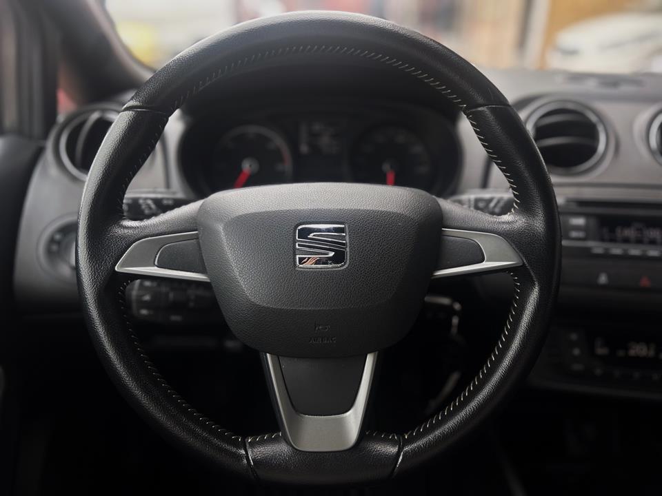 SEAT IBIZA