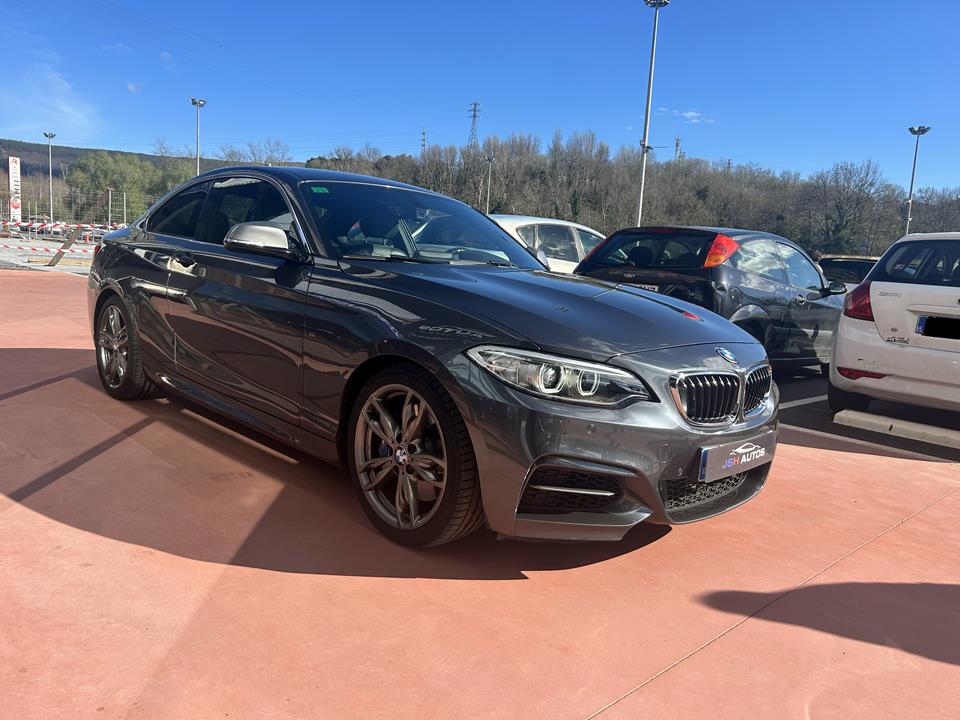 BMW M235i