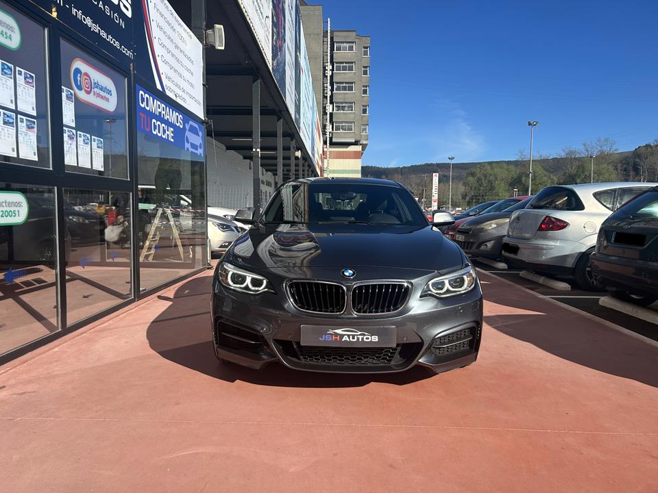 BMW M235i