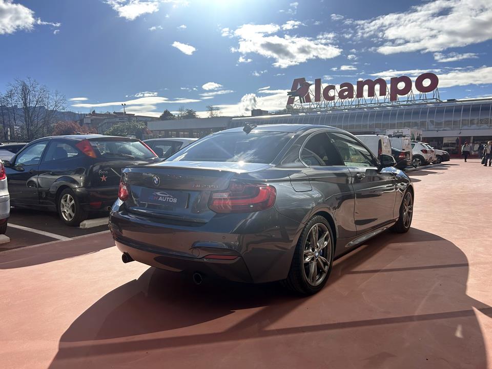 BMW M235i