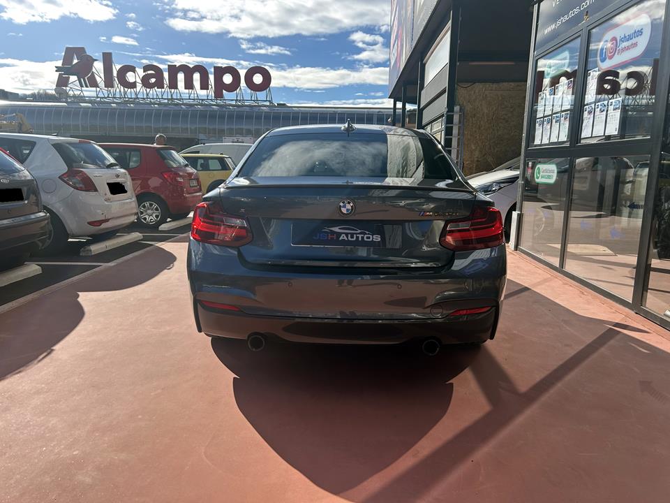 BMW M235i