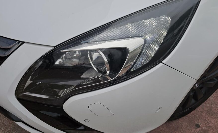 OPEL ZAFIRA TOURER