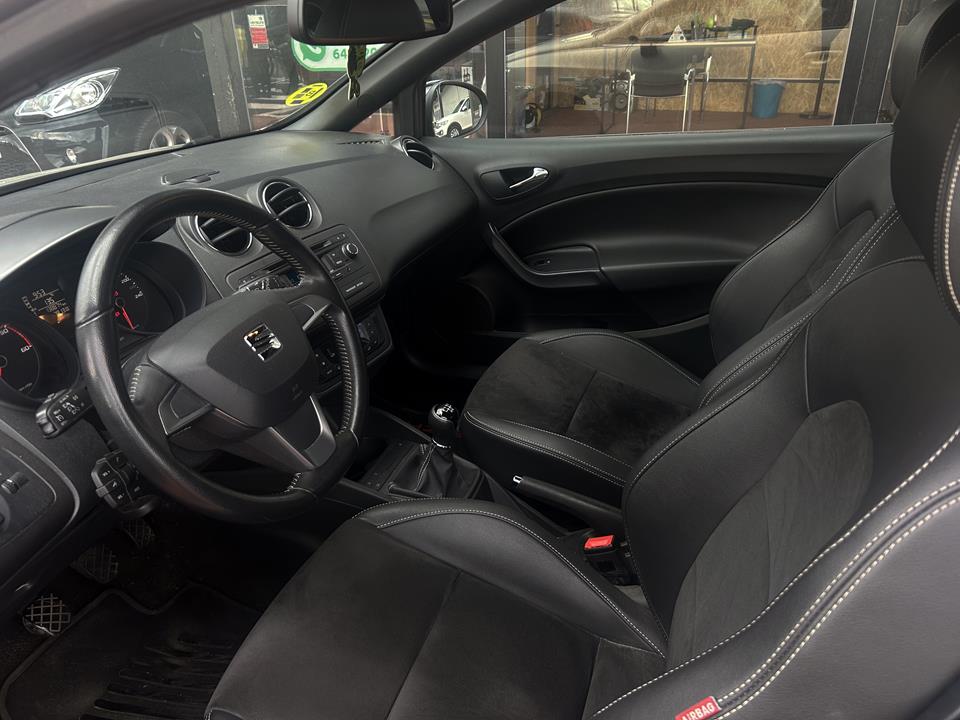 SEAT IBIZA