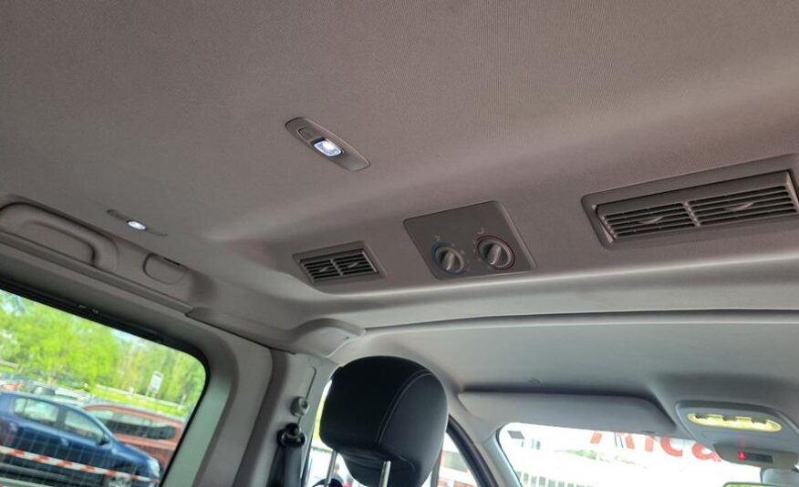 RENAULT TRAFIC SPACECLASS