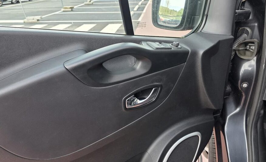 RENAULT TRAFIC SPACECLASS
