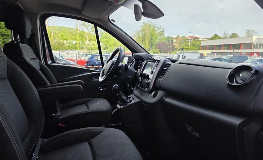 RENAULT TRAFIC SPACECLASS