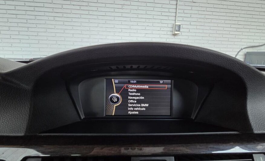 BMW 320D TOURING PACK M