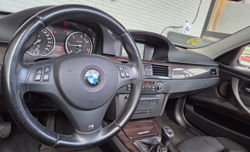 BMW 320D TOURING PACK M