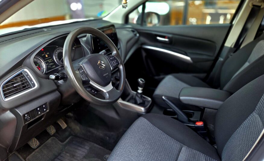 SUZUKI S-CROSS