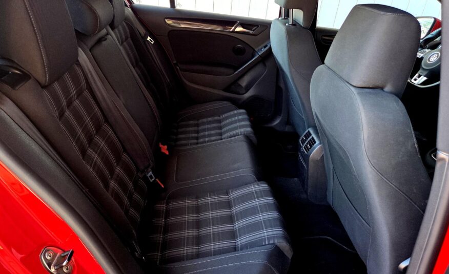 VOLKSWAGEN GOLF GTD