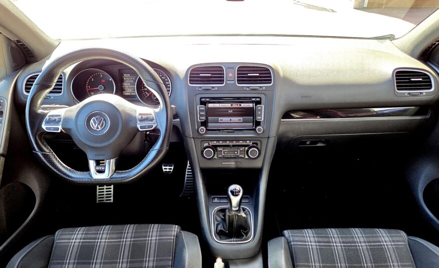 VOLKSWAGEN GOLF GTD
