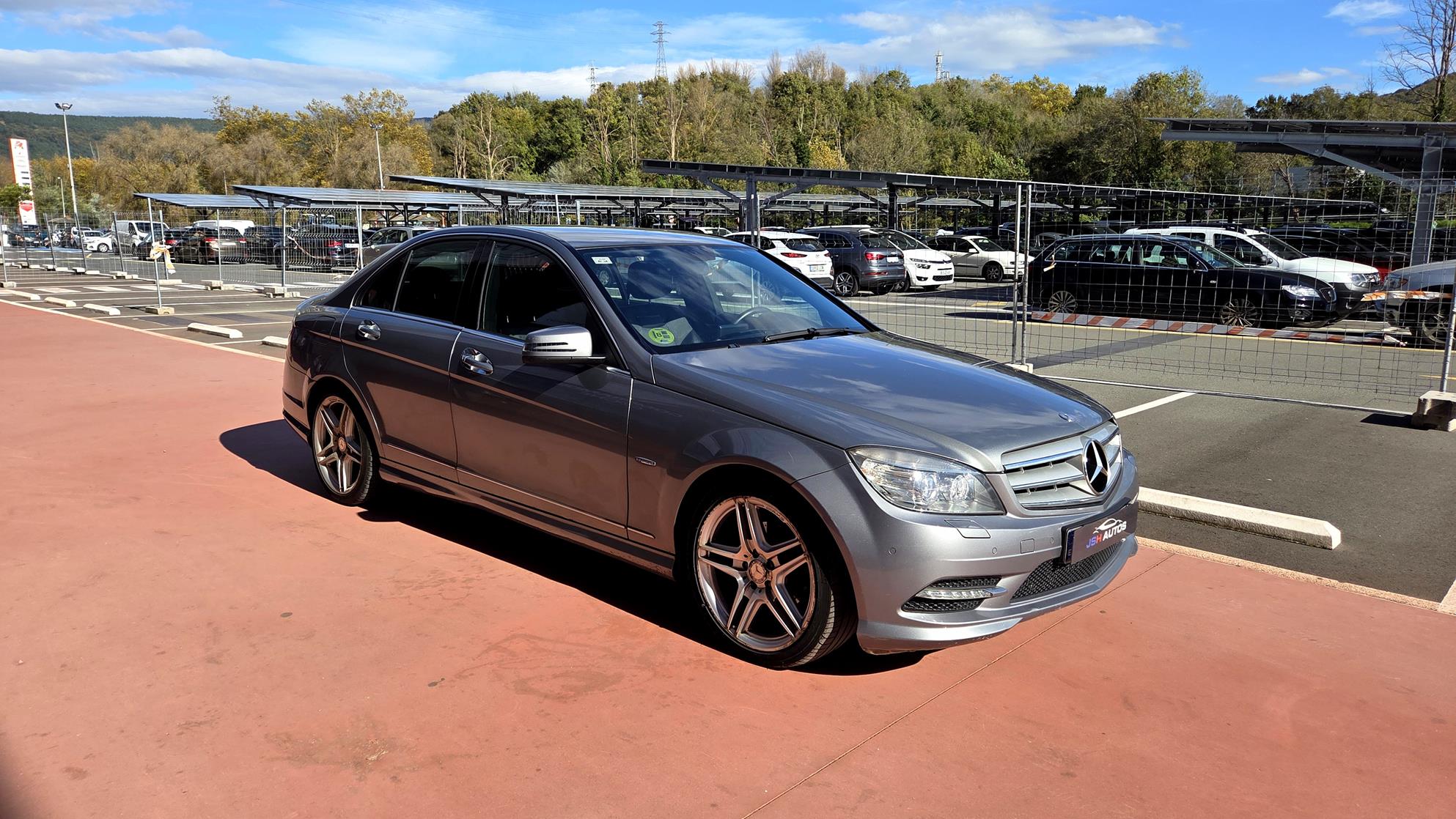 MERCEDES BENZ C220d