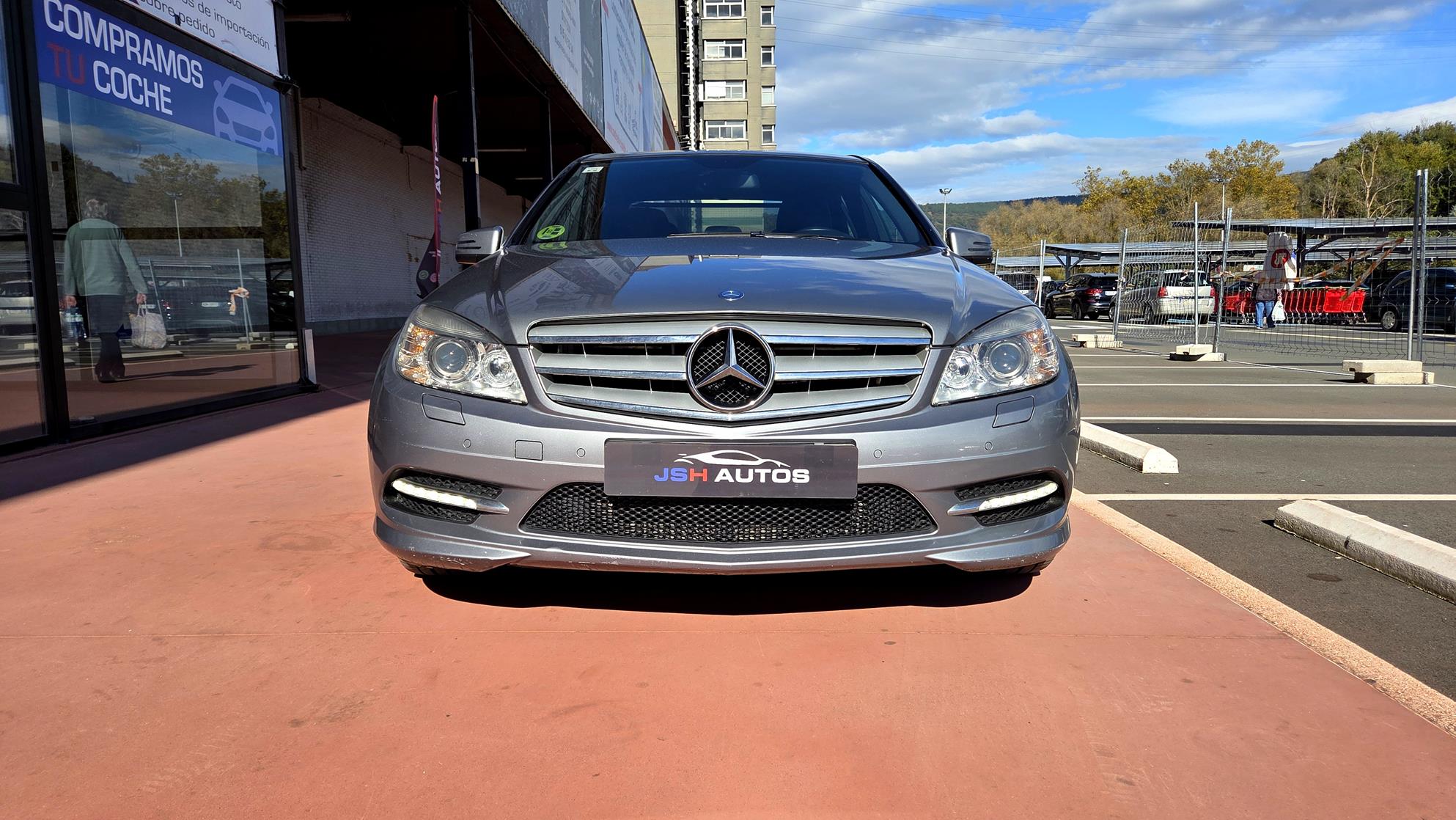 MERCEDES BENZ C220d