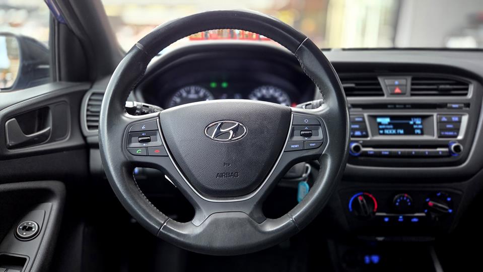 HYUNDAI i20 ACTIVE