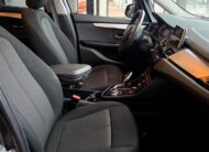 BMW 218i GRAN TOURER