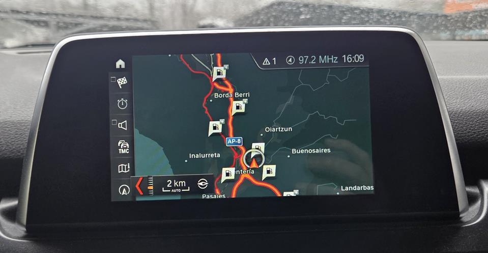 BMW 218i GRAN TOURER