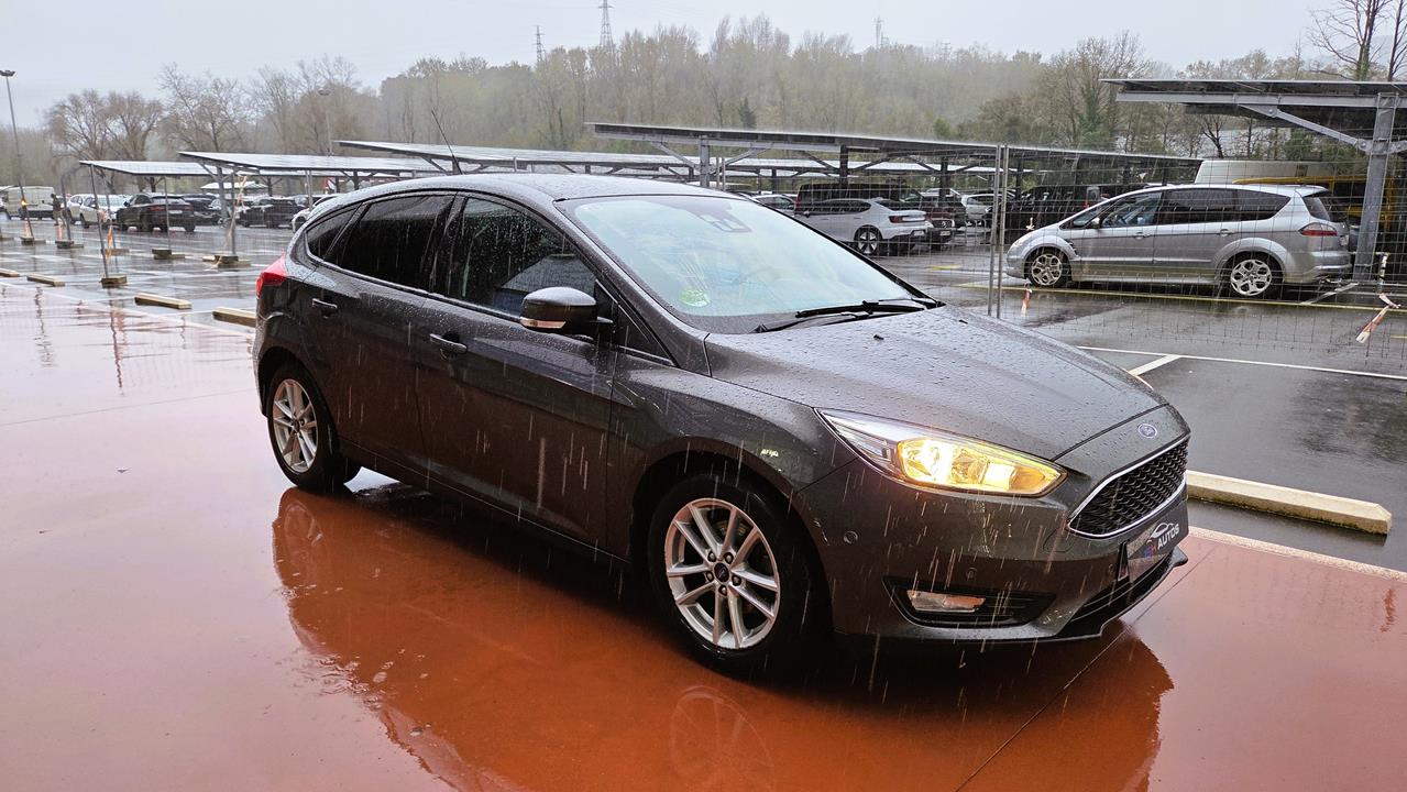 FORD FOCUS