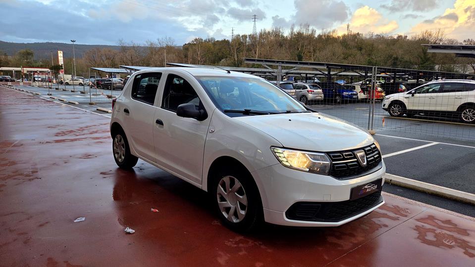 DACIA SANDERO