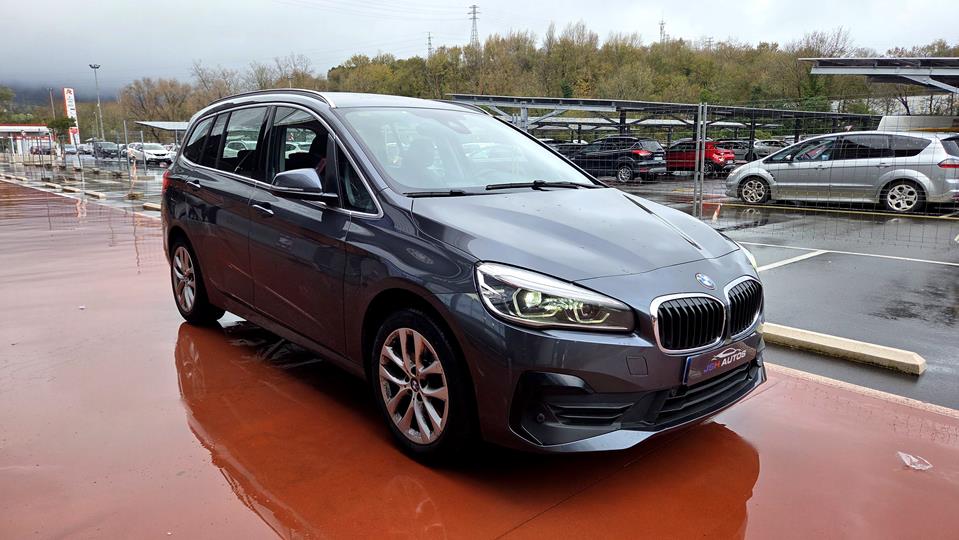 BMW 218i GRAN TOURER