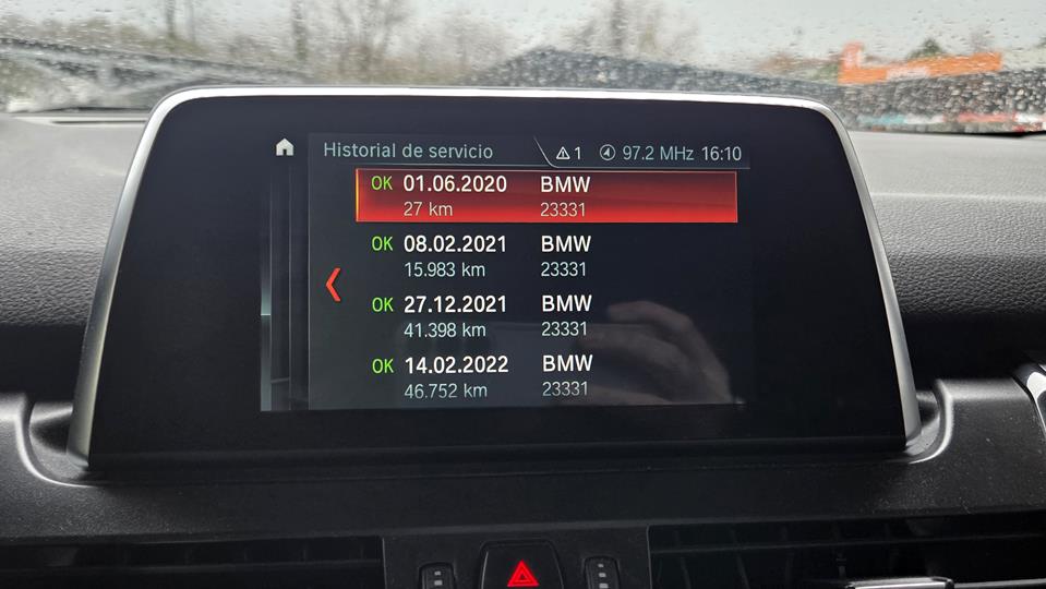 BMW 218i GRAN TOURER