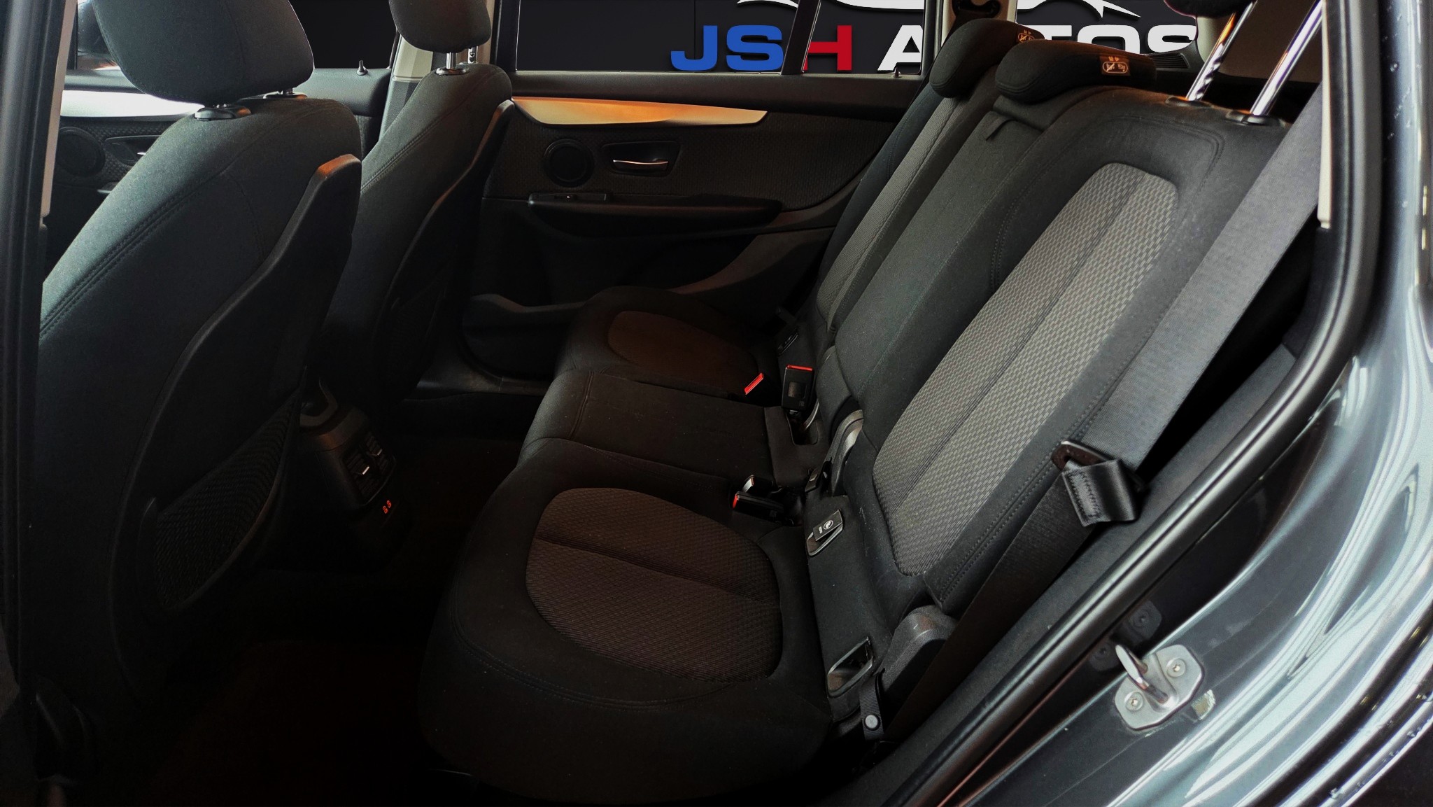 BMW 218i GRAN TOURER