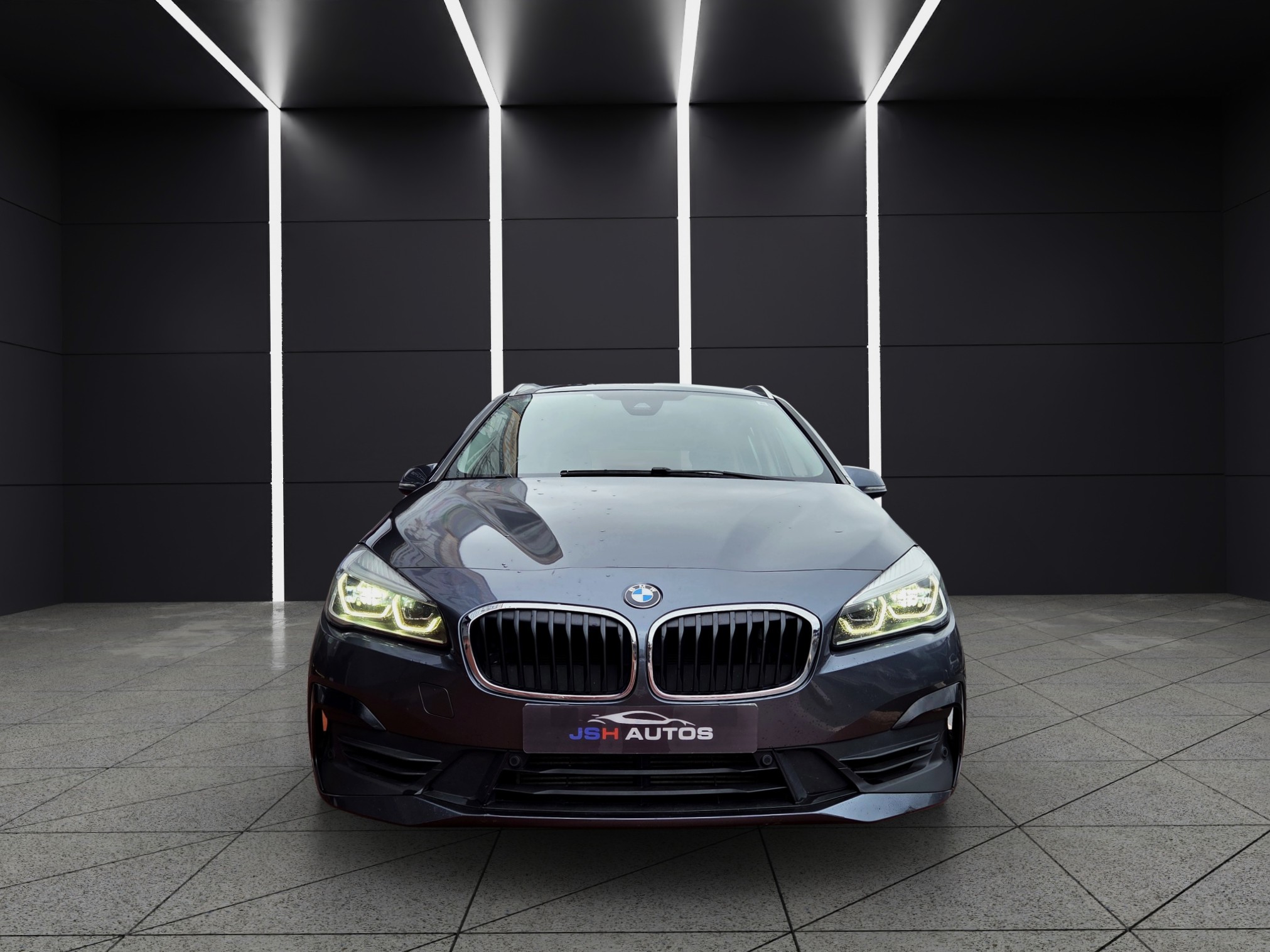 BMW 218i GRAN TOURER