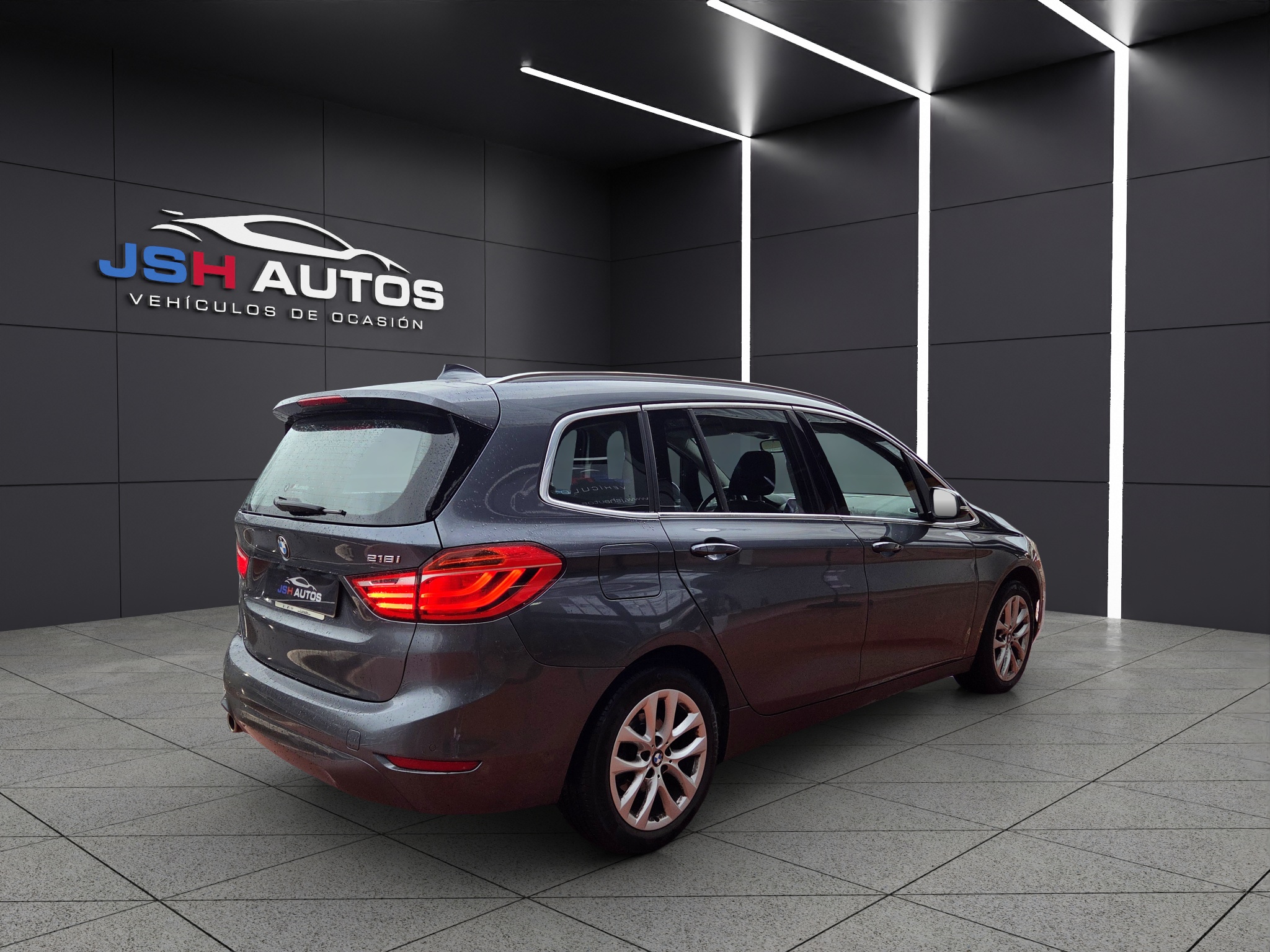 BMW 218i GRAN TOURER