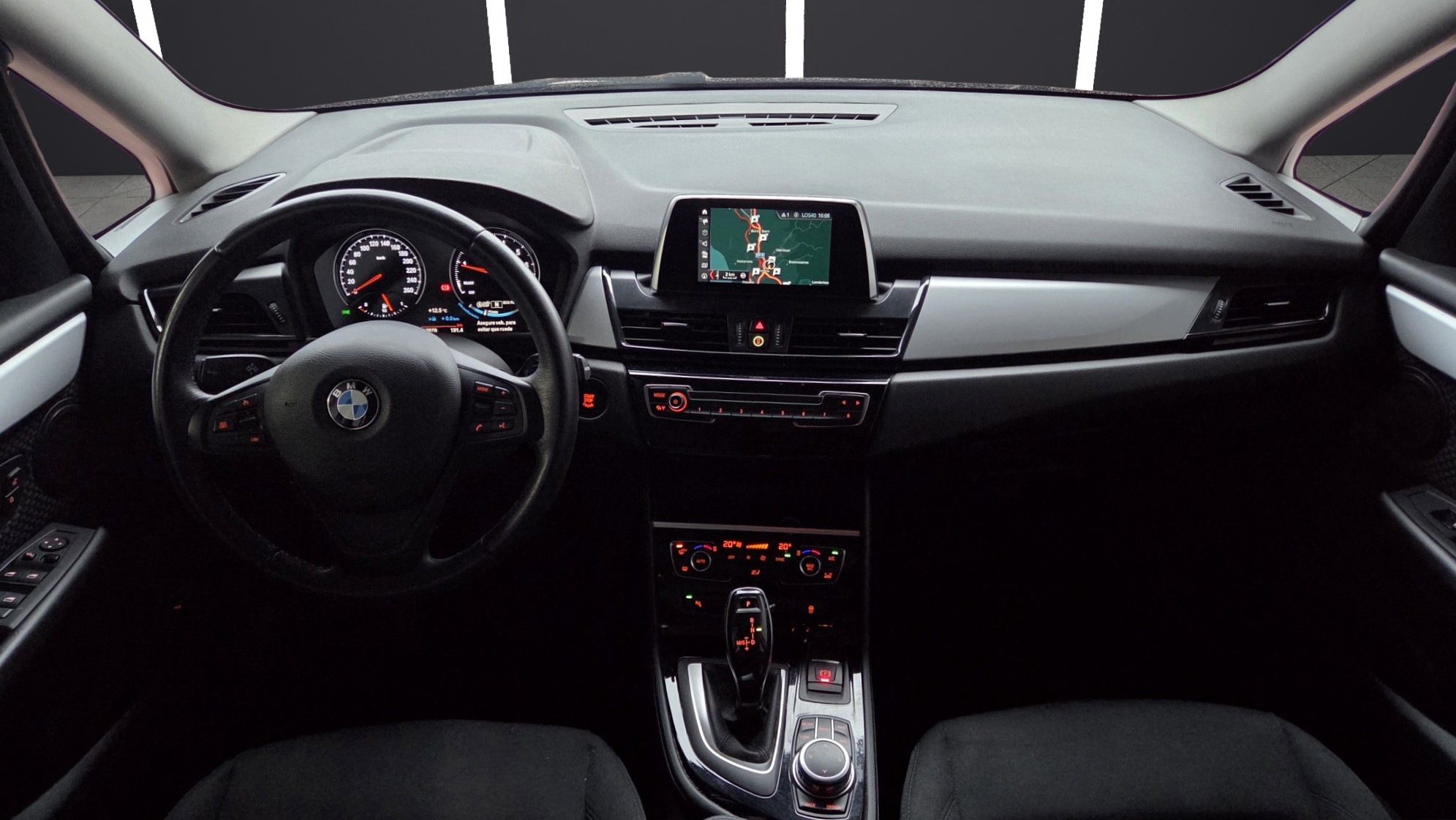 BMW 218i GRAN TOURER