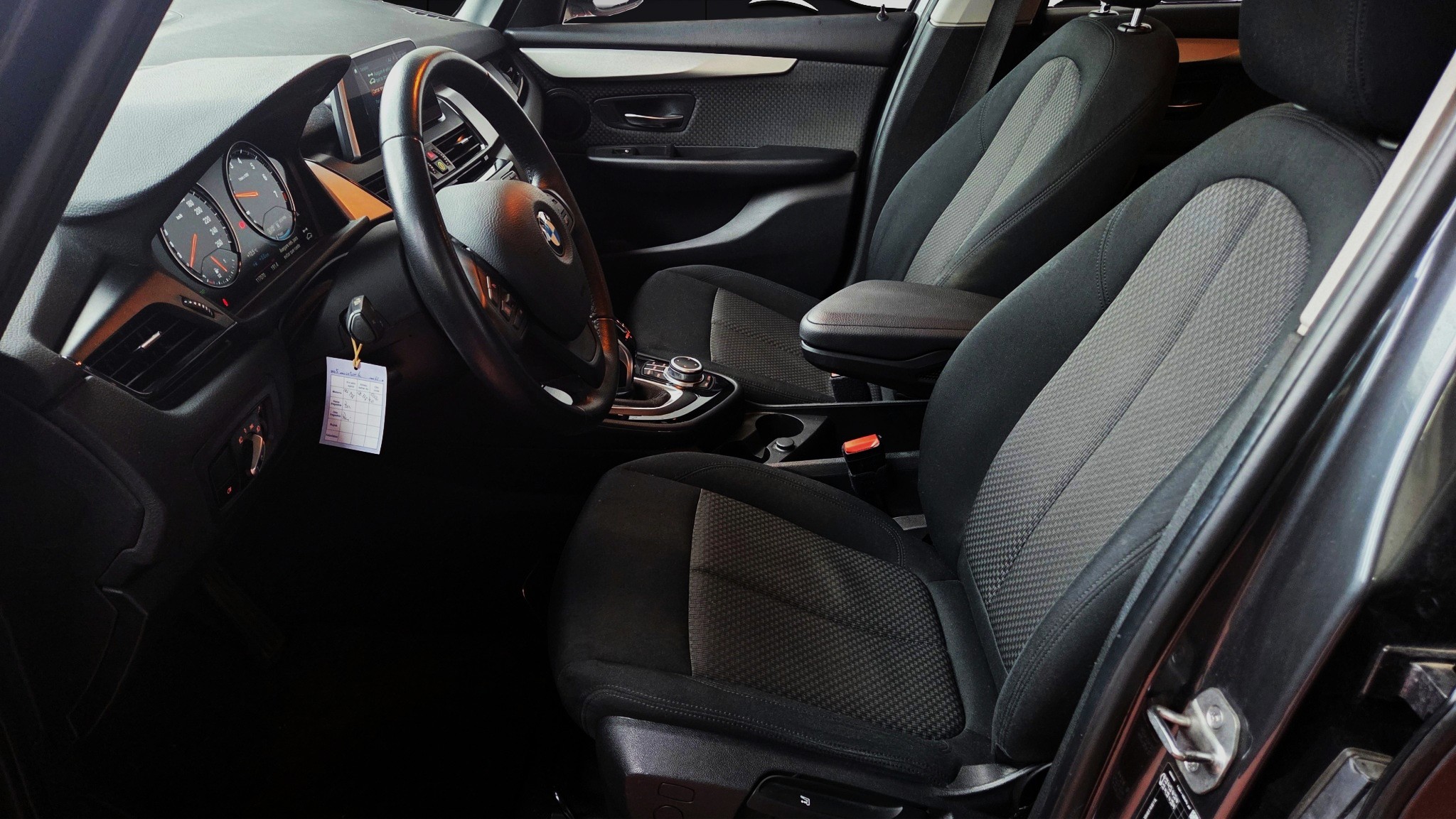 BMW 218i GRAN TOURER