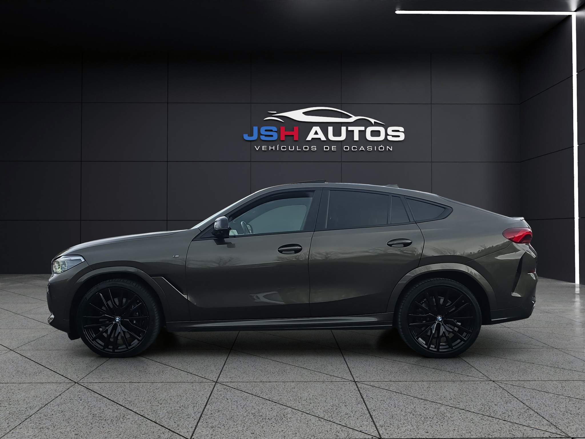BMW X6 M50i
