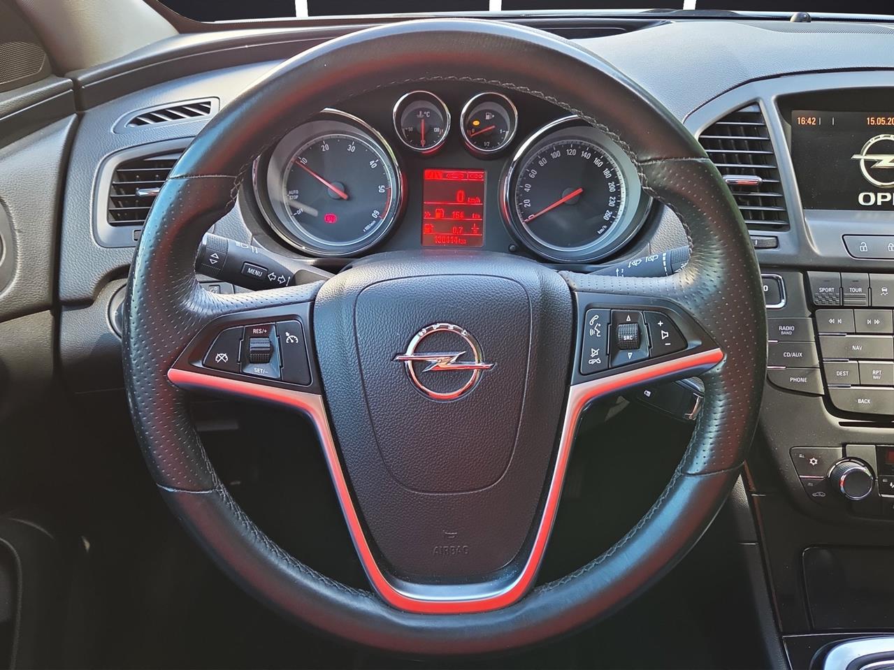 OPEL INSIGNIA