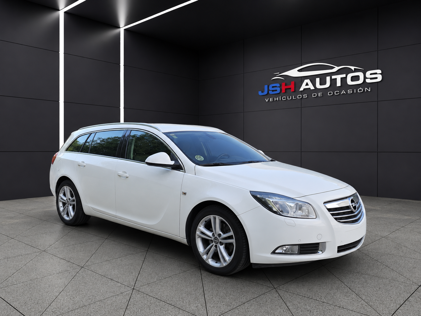 OPEL INSIGNIA