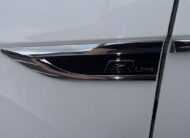 VOLKSWAGEN T ROC R-LINE