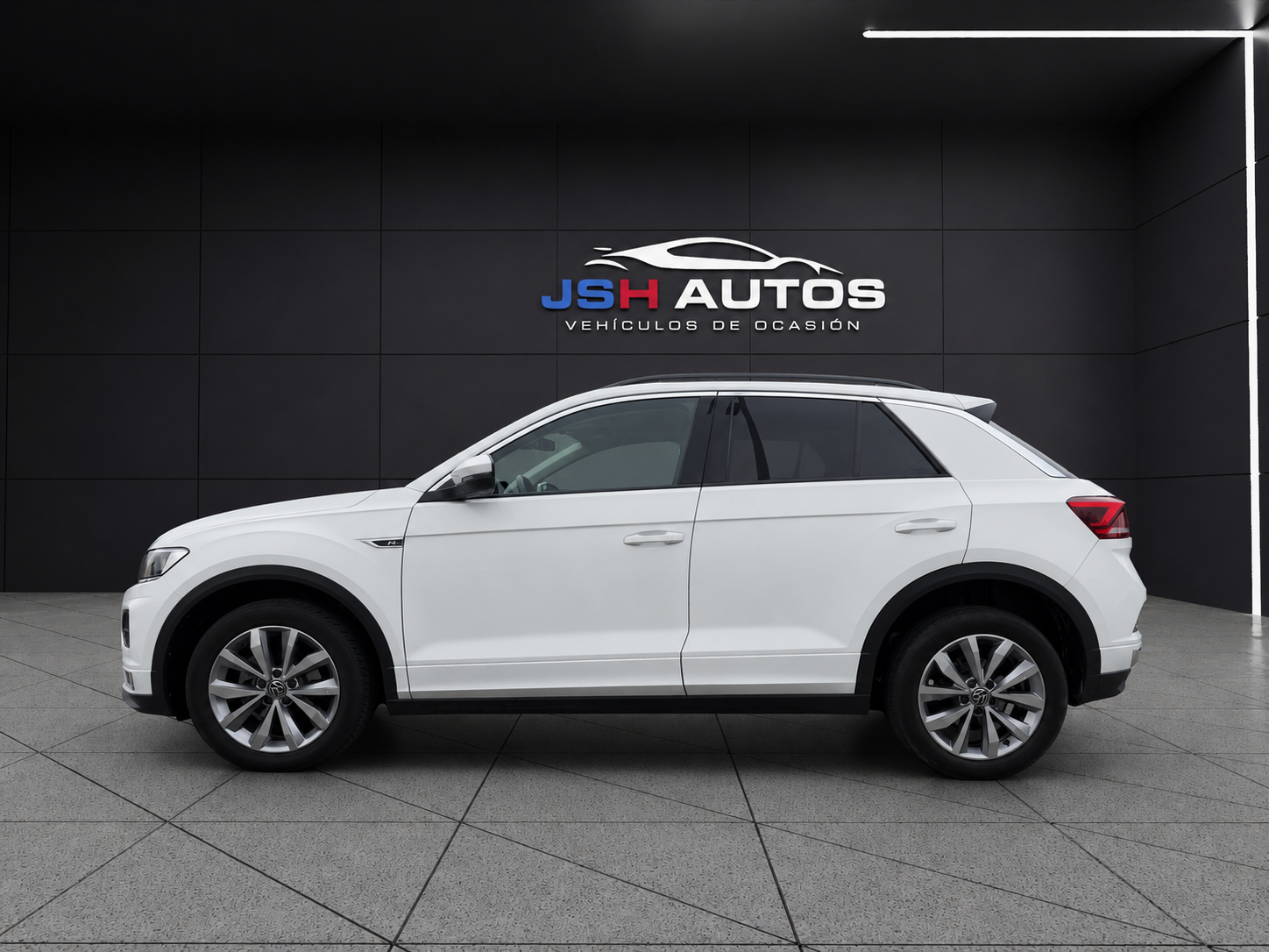 VOLKSWAGEN T ROC R-LINE