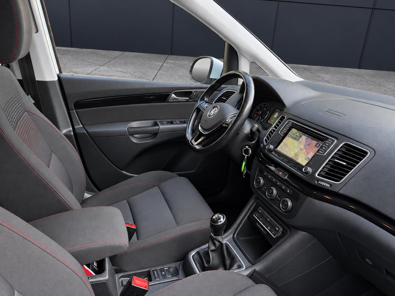 VOLKSWAGEN SHARAN