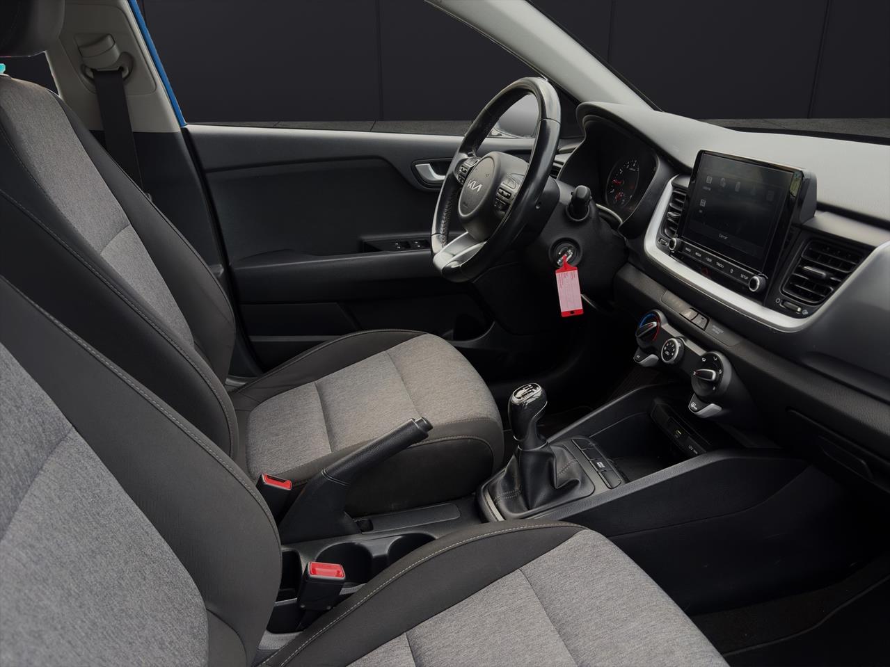 KIA STONIC