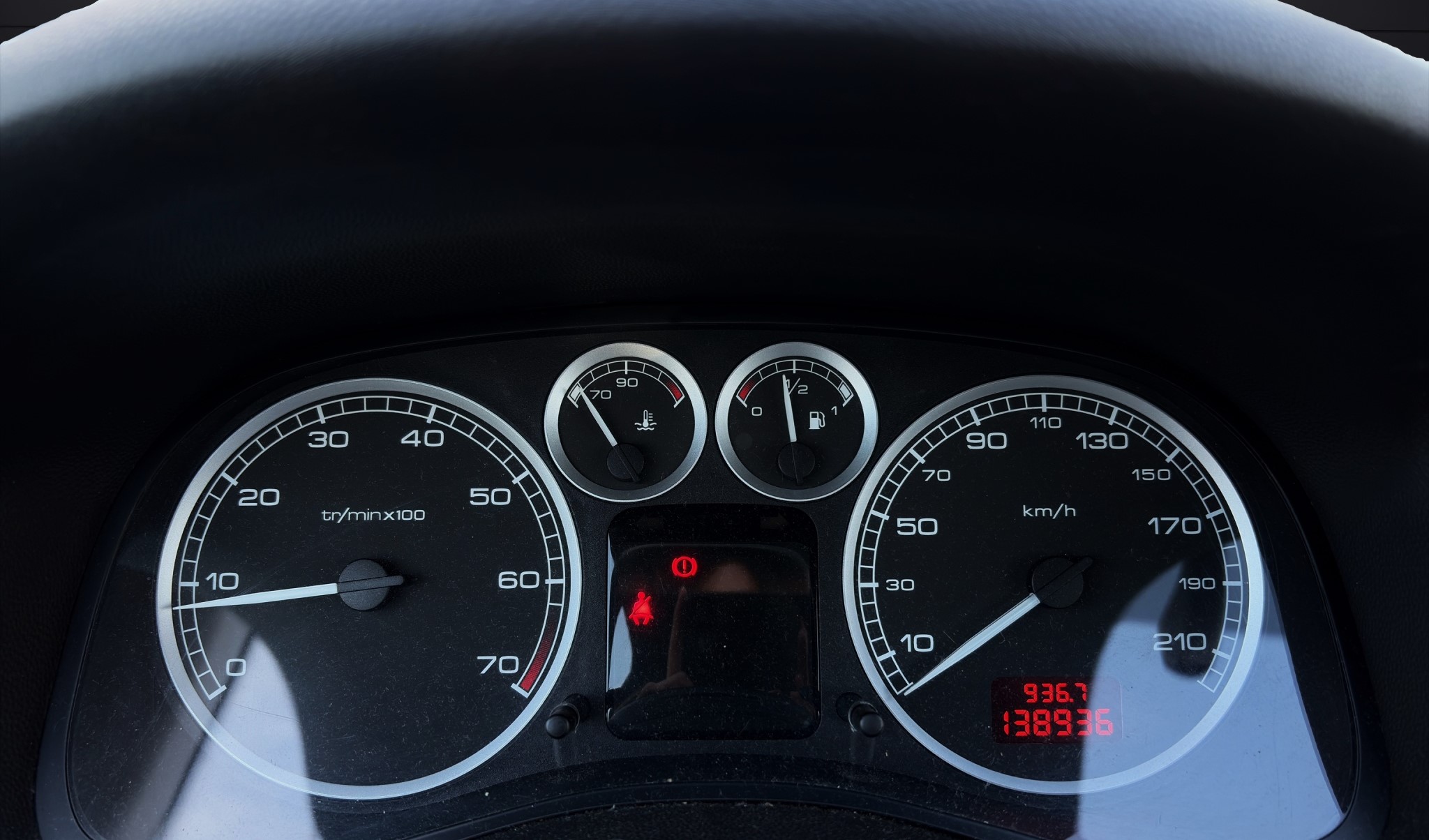 PEUGEOT 307