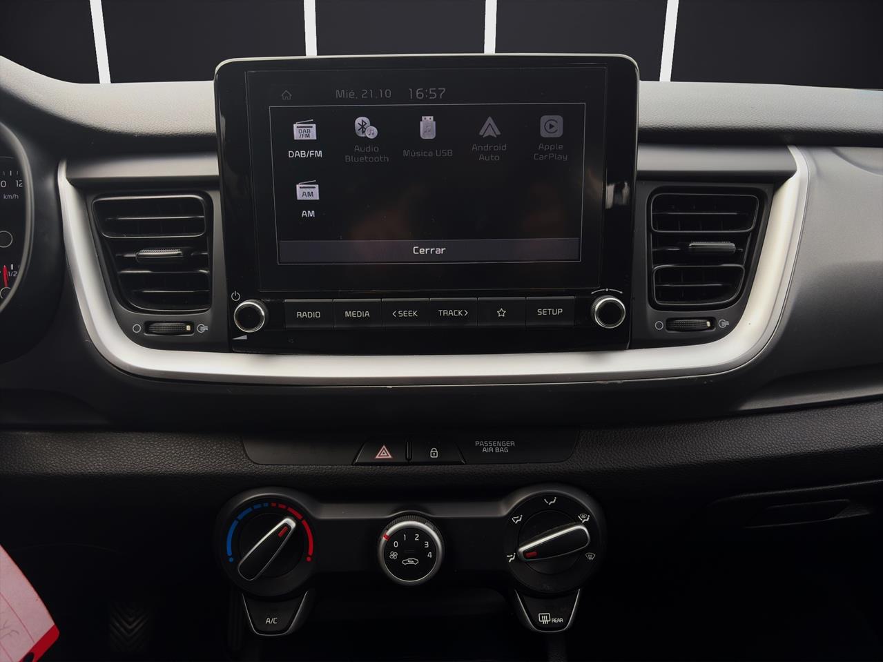KIA STONIC